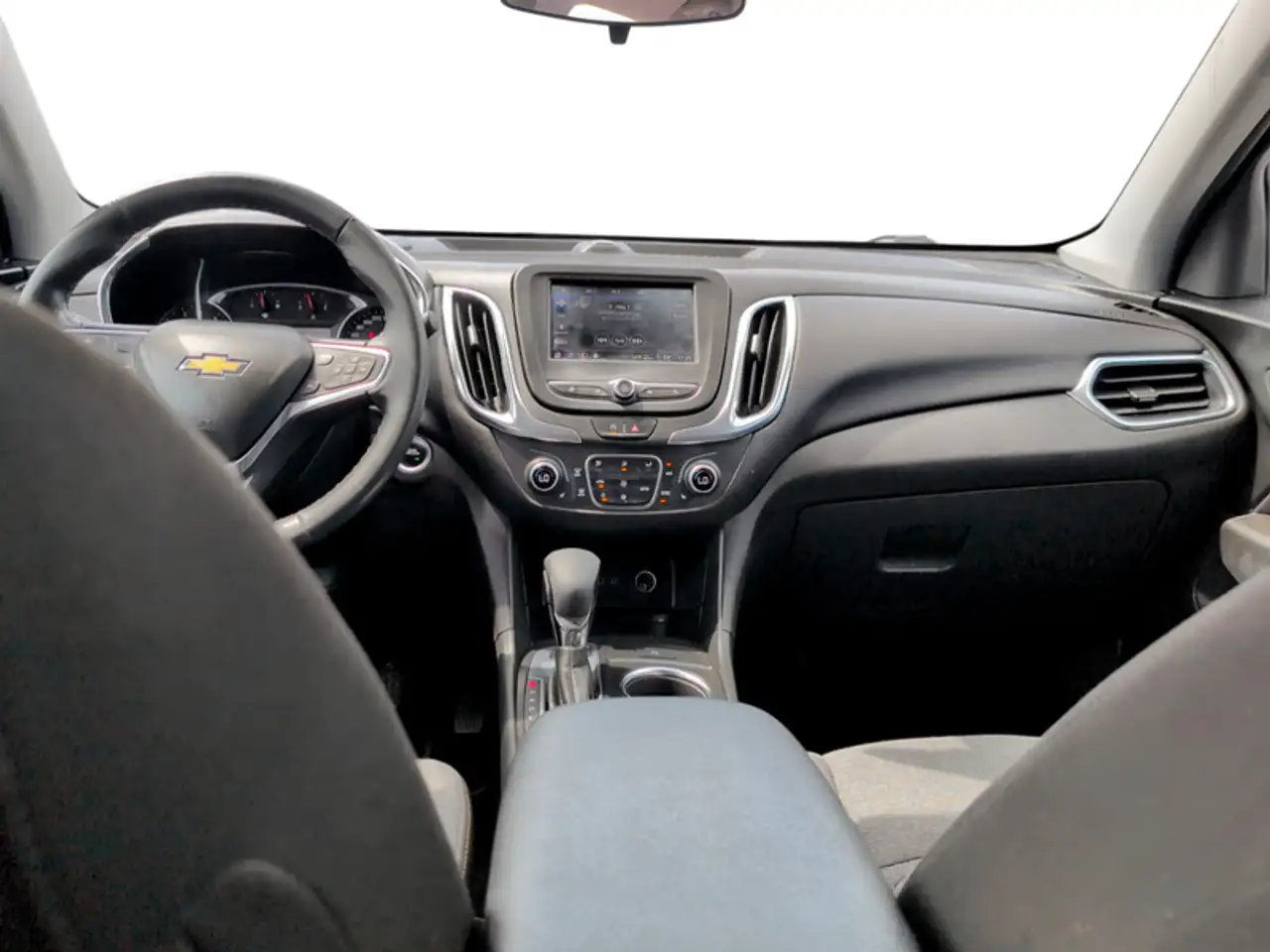 Chevrolet Equinox photo Chevrolet Equinox