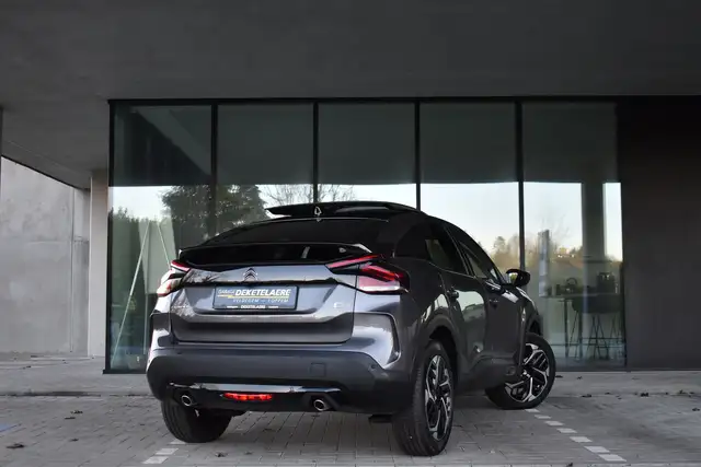 Citroen C4 view 2