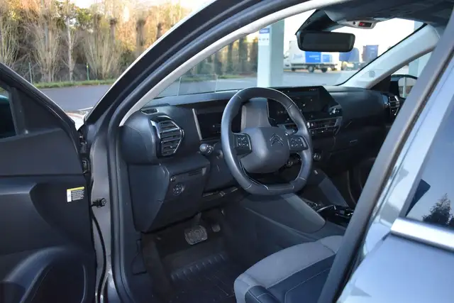 Citroen C4 view 13