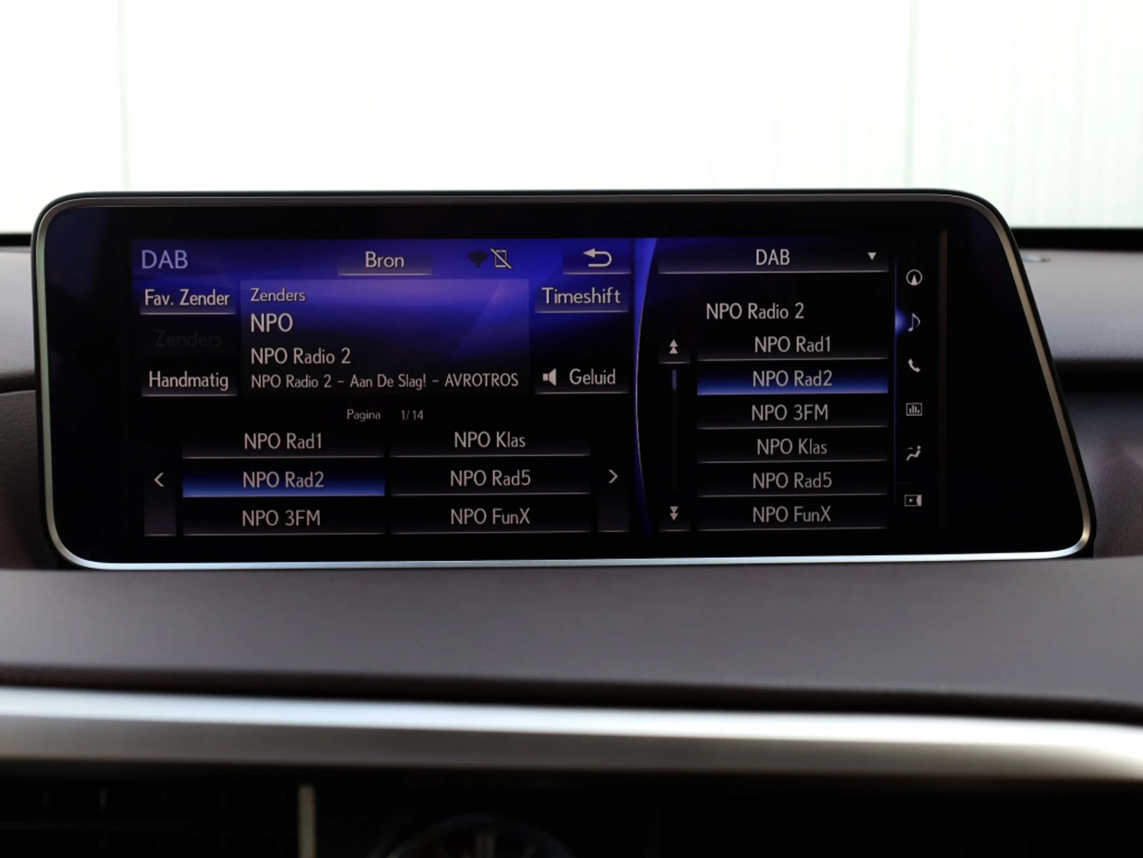 Lexus RX 450h 4WD Luxury Line | Panoramadak | Head up | Stoelven — photo 19