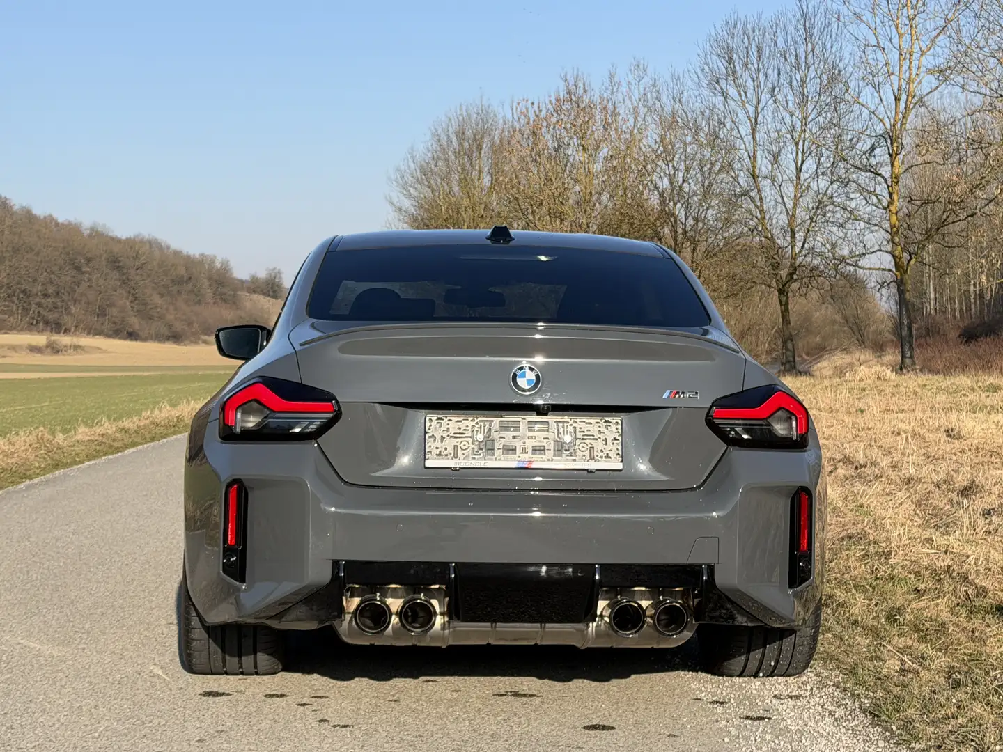 BMW M2 LCI, Leasing, Carbon außen/innen, Individualfarbe Grau - 2