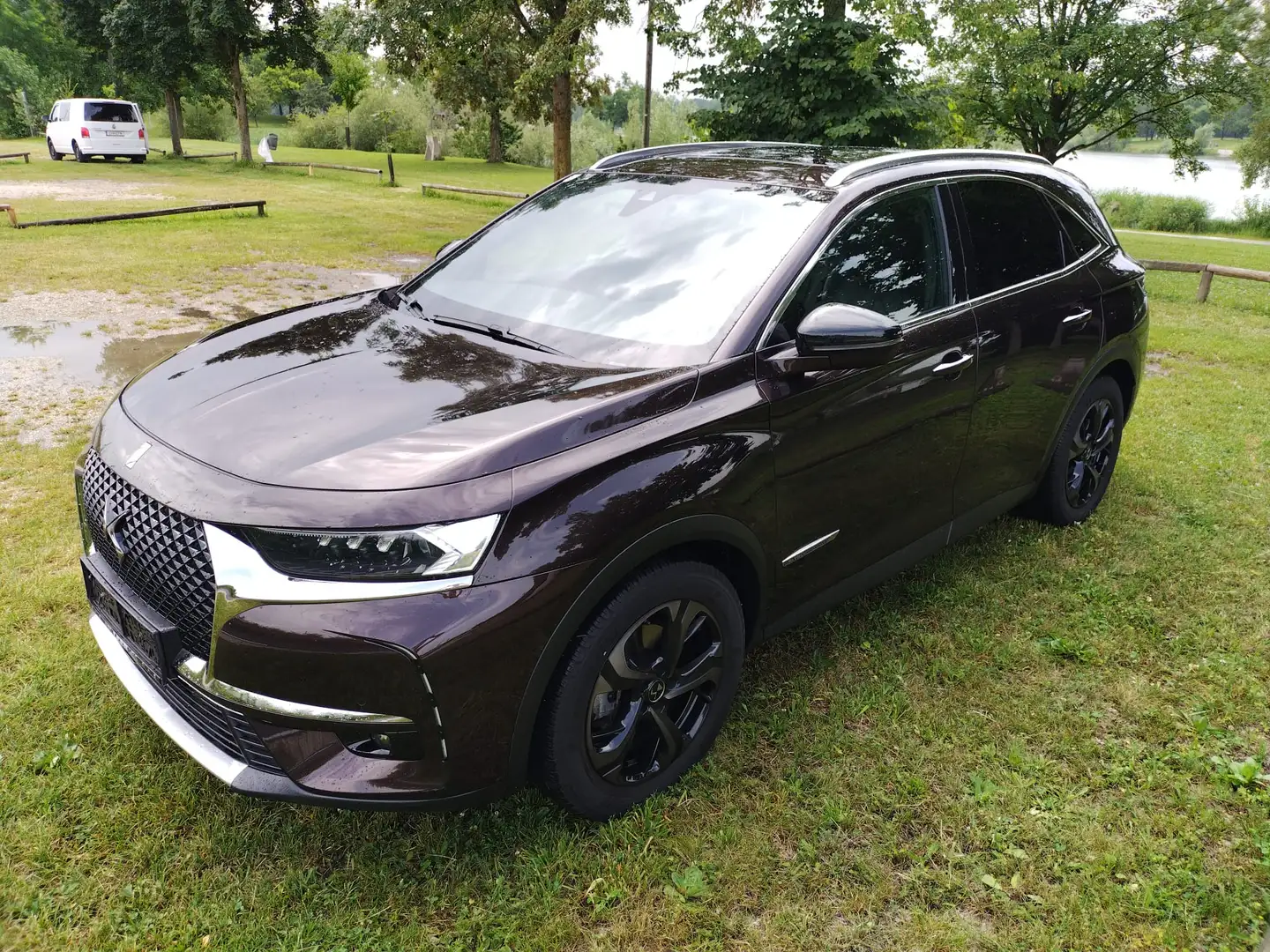 DS Automobiles DS 7 Crossback DS7 Crossback BlueHDi 130 Manuell So Chic So Chic Braun - 2