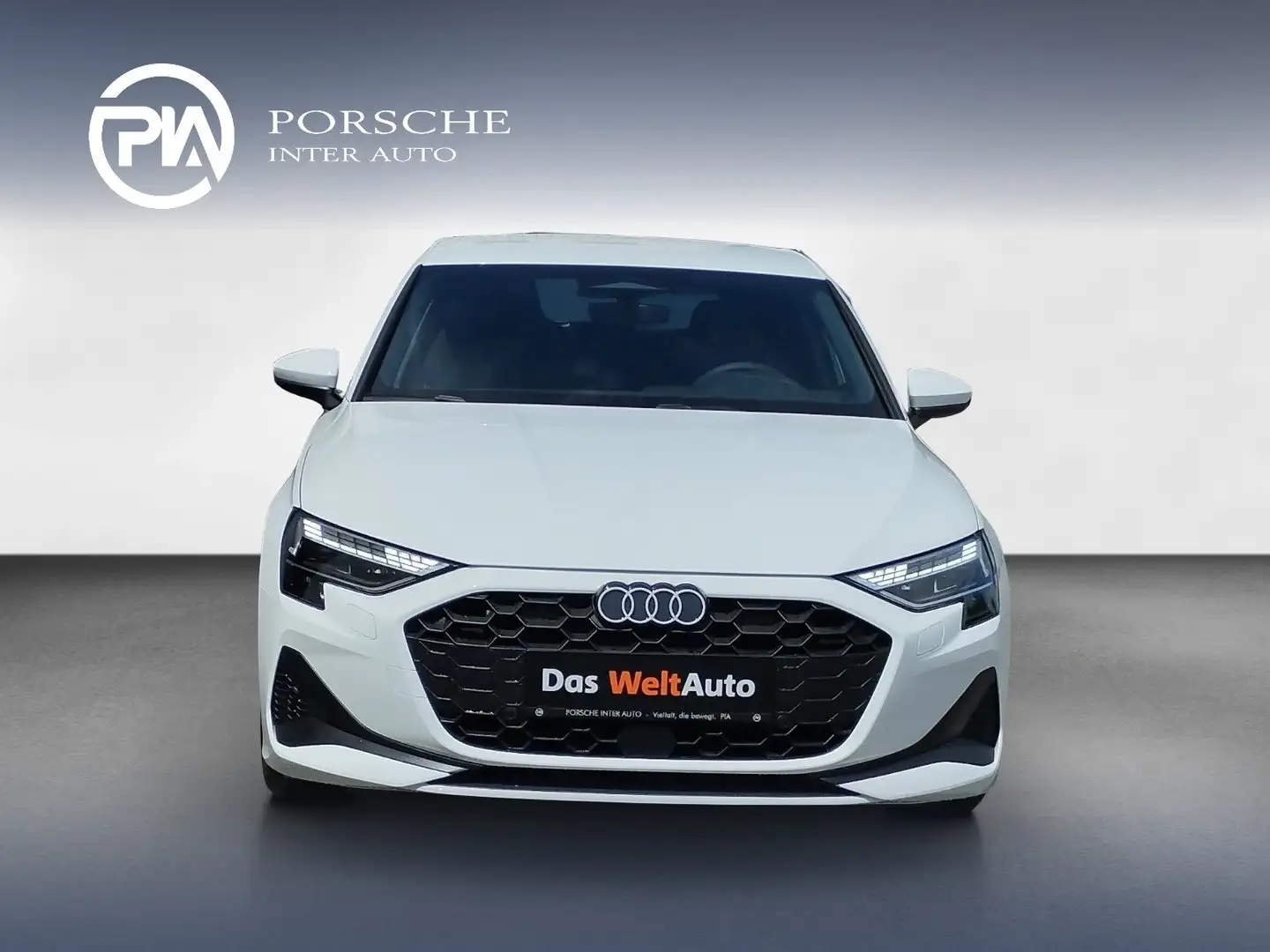 Audi A3 30 TFSI Weiß - 2