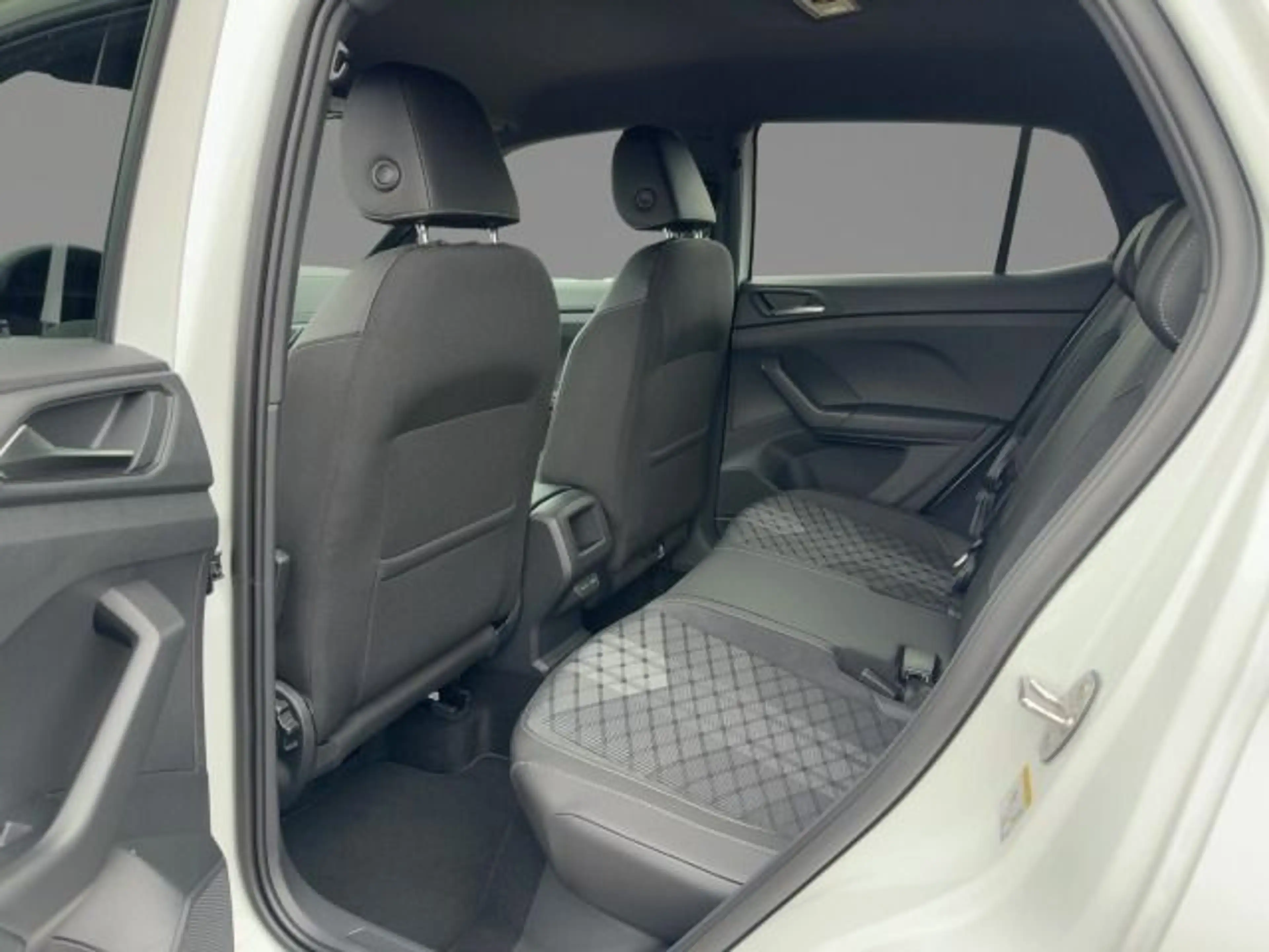 Volkswagen T-Cross R-Line Black Style 1.5 TSI DSG AHK R-KAM — photo 8