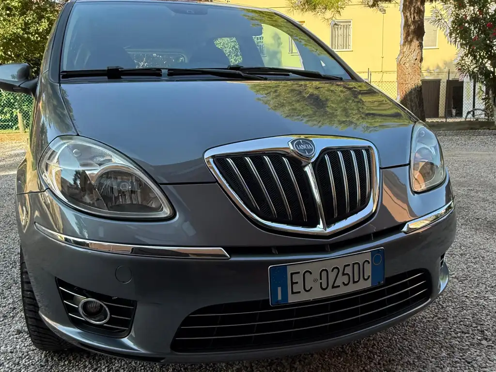 Lancia MUSA 2010 из Европы — купить под ключ