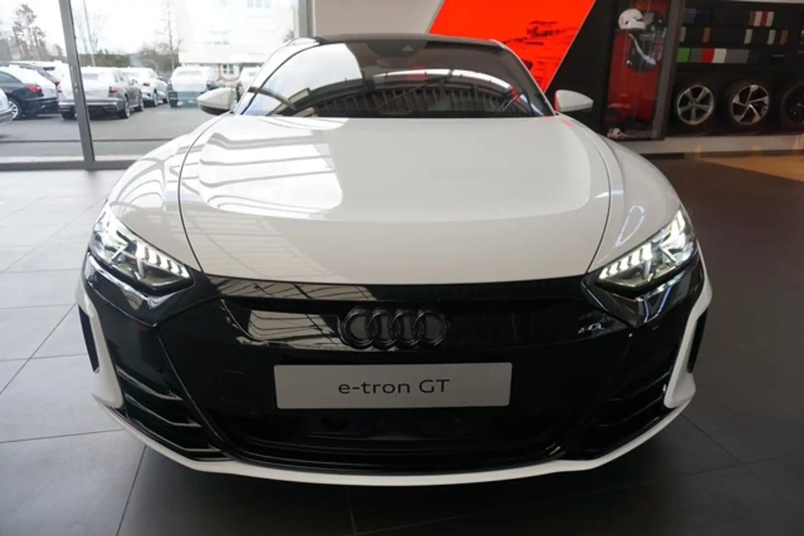 Audi e-tron GT quattro Assist+ Dynamik Luft Laser Pano Bianco - 2