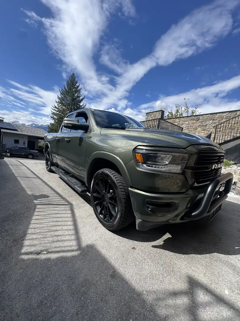 Dodge RAM Laramie - 1