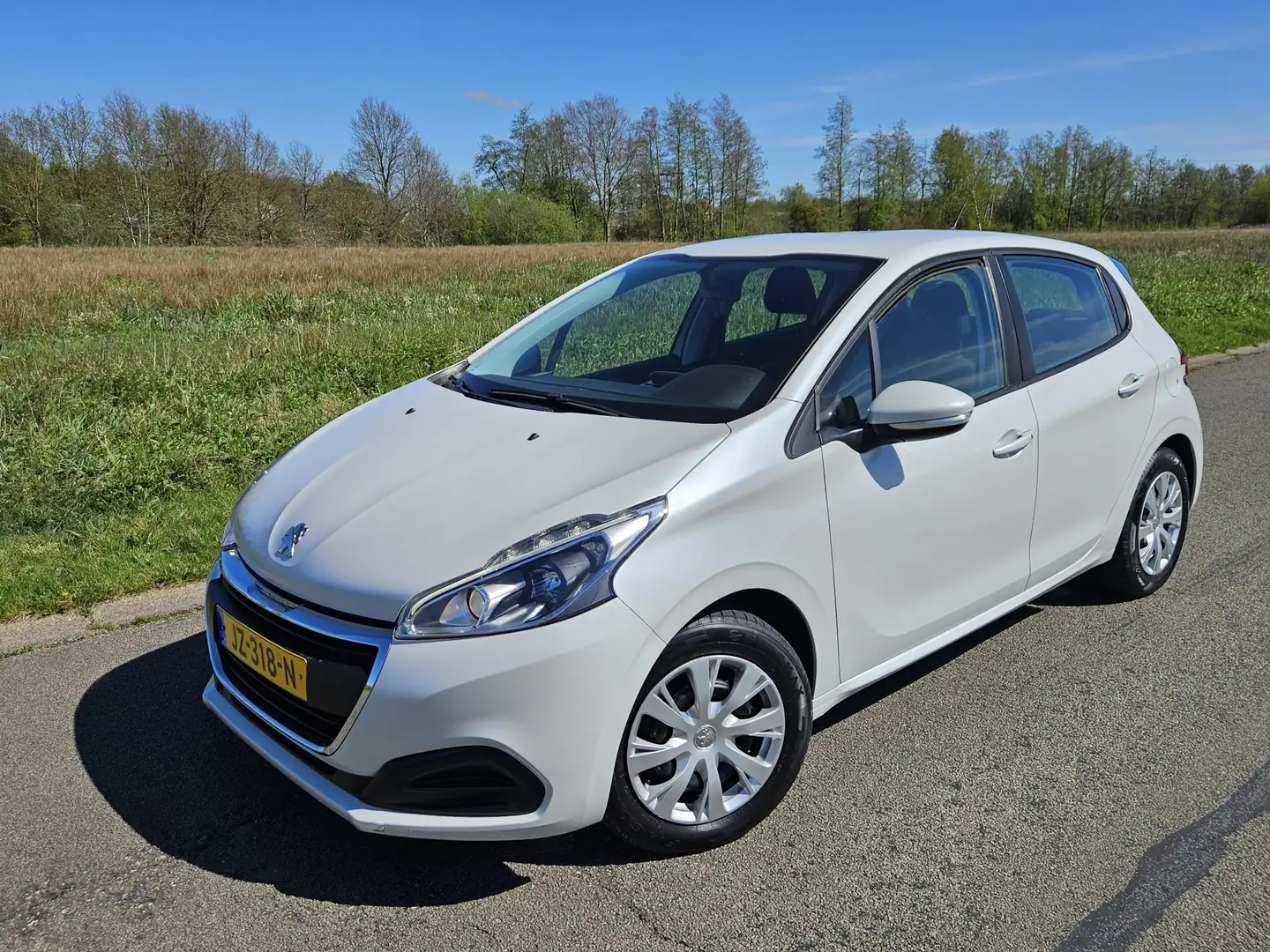 Peugeot 208 1.2 PureTech Active Blanco - 1