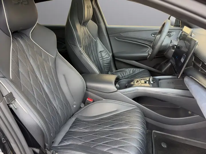 BYD Seal Design RWD 2024, foto 12