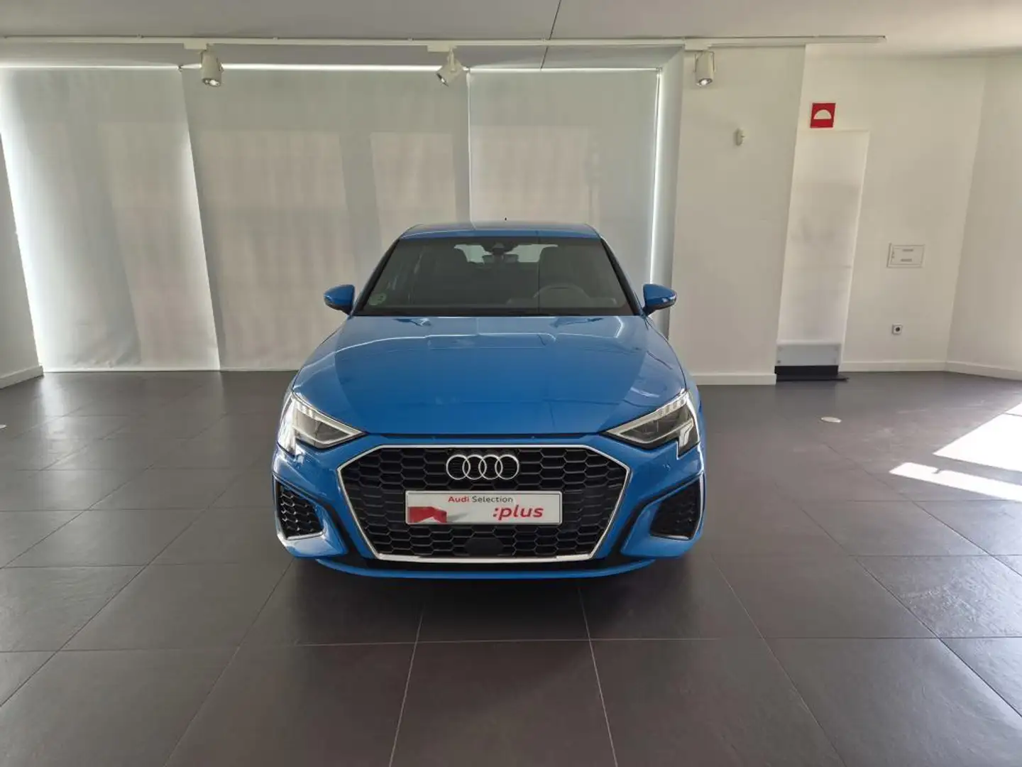 Audi A1 Sportback 30 TFSI Adrenalin Azul - 2