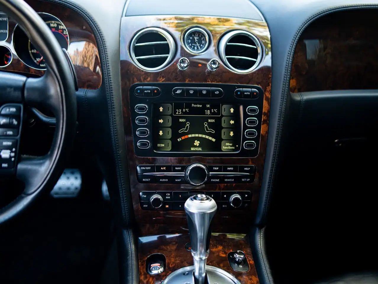 Bentley Continental GT снимка Bentley Continental GT