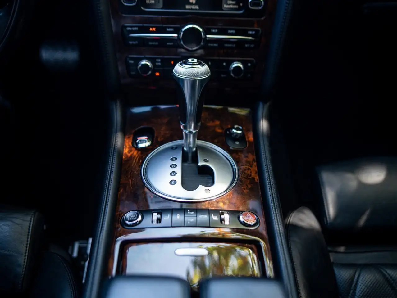 Bentley Continental GT снимка Bentley Continental GT