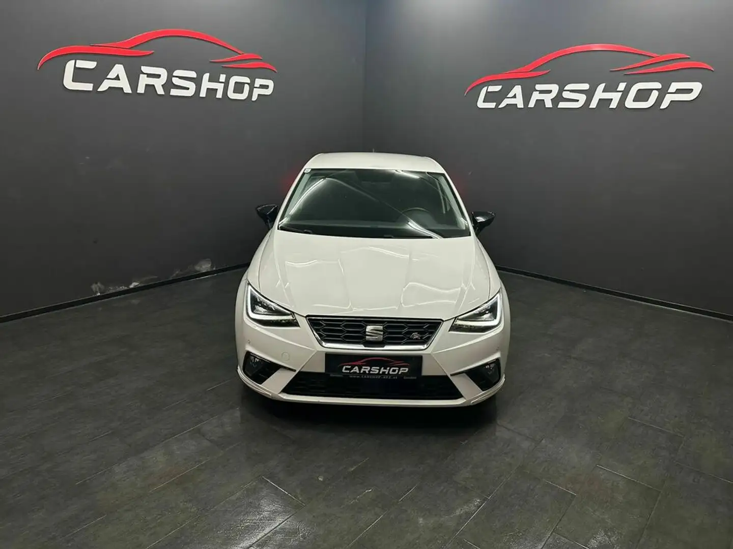 SEAT Ibiza FR DSG Weiß - 1