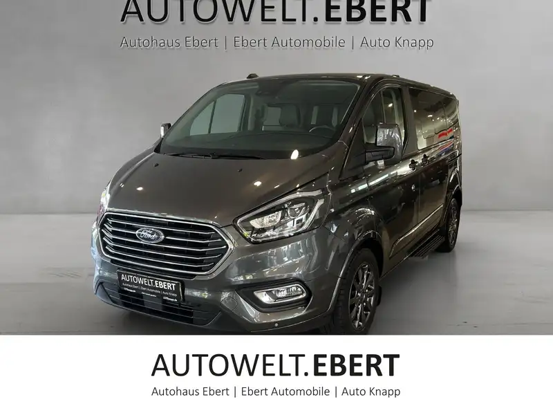 FORD Tourneo