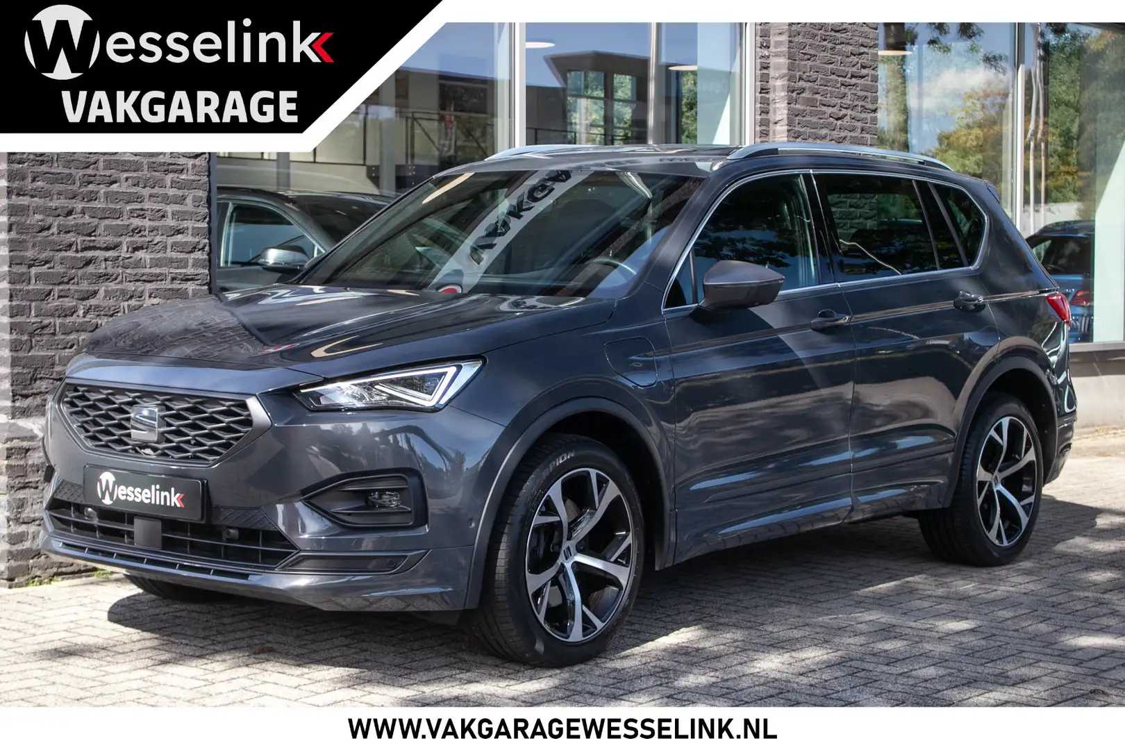 SEAT Tarraco 1.4 TSI e-Hybrid PHEV FR Business Intense - ruime, Gris - 1