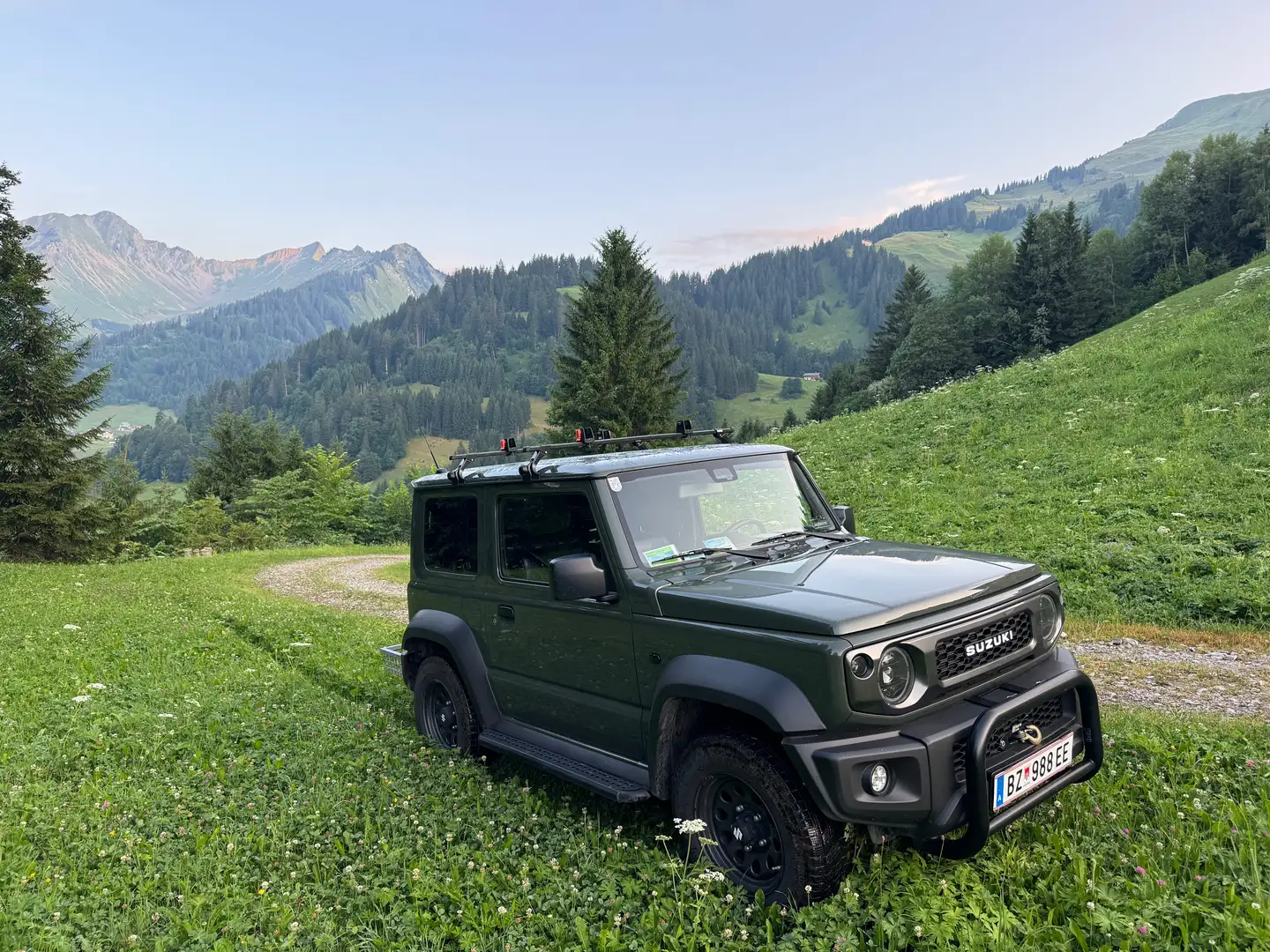 Suzuki Jimny Jimny 1,5 VVT Allgrip Pure Pure Grün - 2