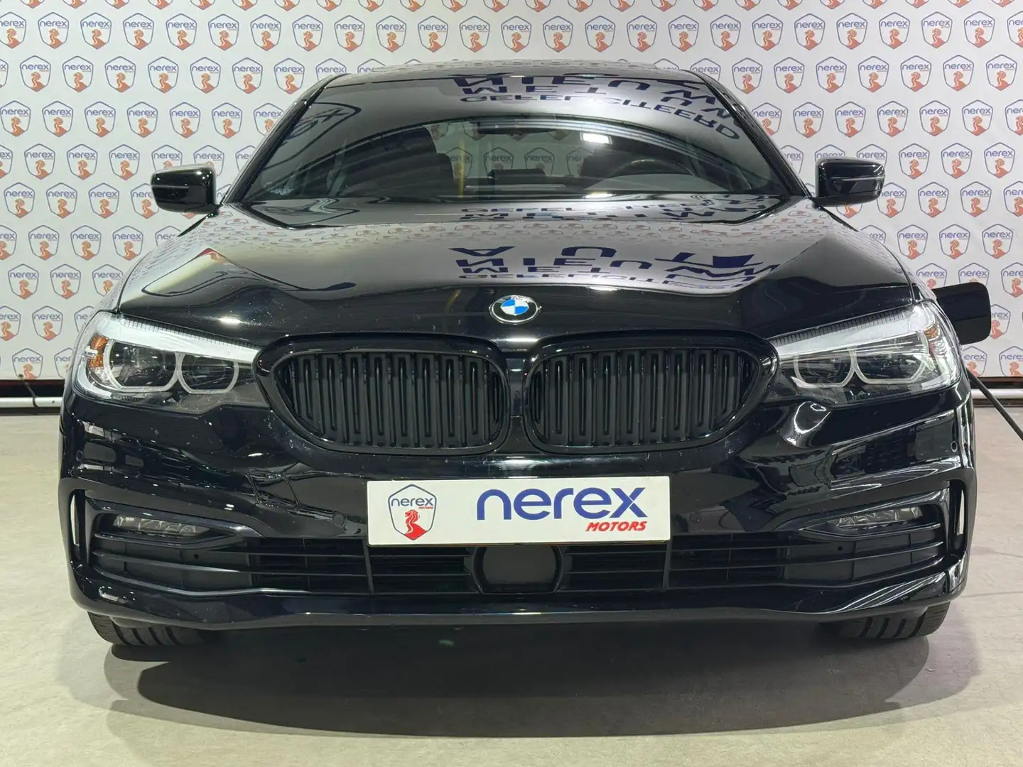 BMW 530 5-serie 530e iPerformance individual | M-Sport | M Zwart - 2