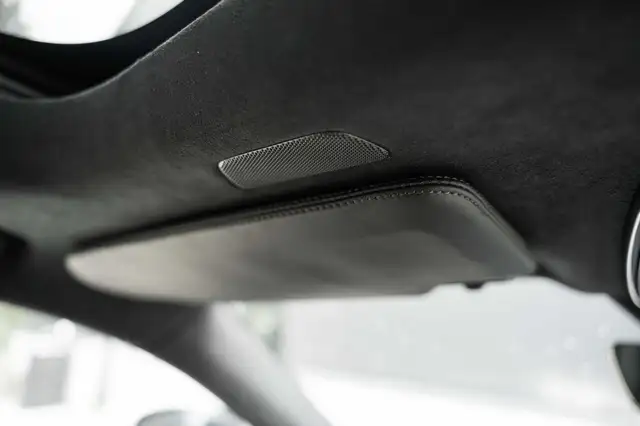 Volvo XC90 view 15