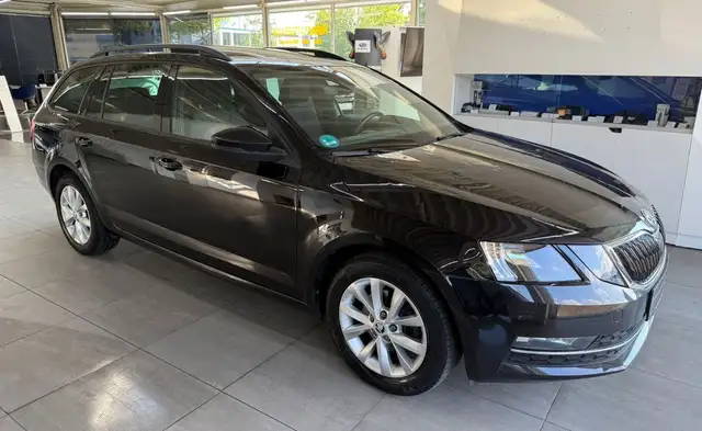 Skoda Octavia *Combi*Style*Navi*Pano*ACC*LANE*