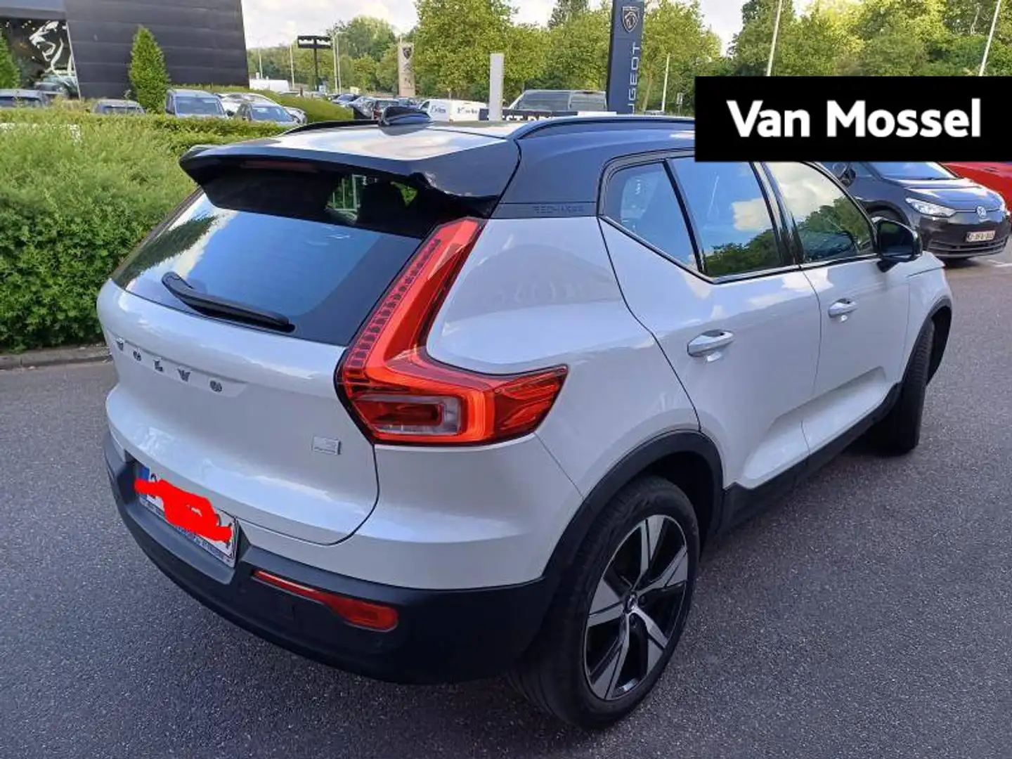 Volvo XC40 Recharge Twin Plus Blanc - 1