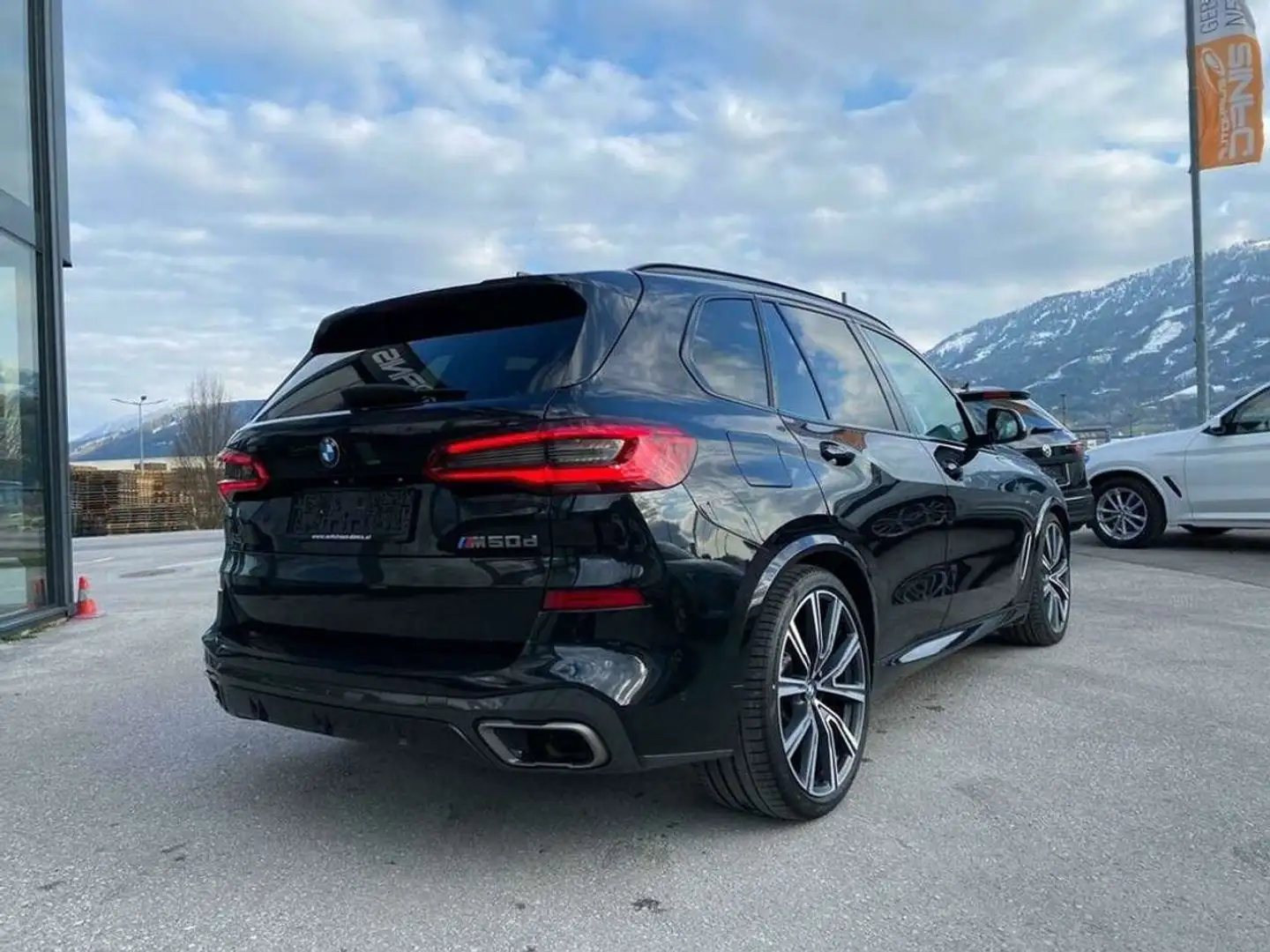 BMW X5 M X5 M50d Aut. Schwarz - 1