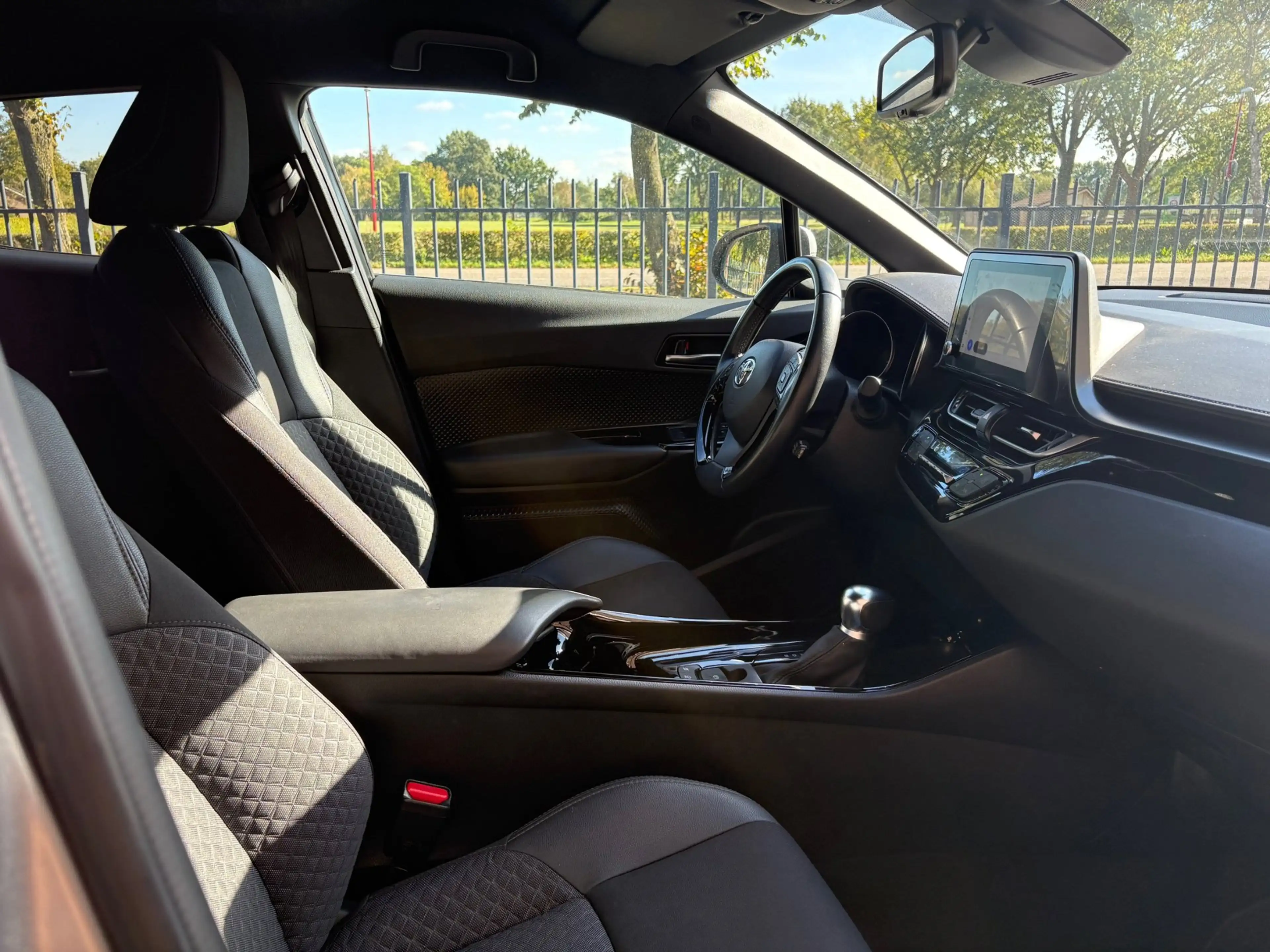 Toyota C-HR 1.8 Hybrid Dynamic|Stoelverwarming|Carplay|Dodehoe — photo 11