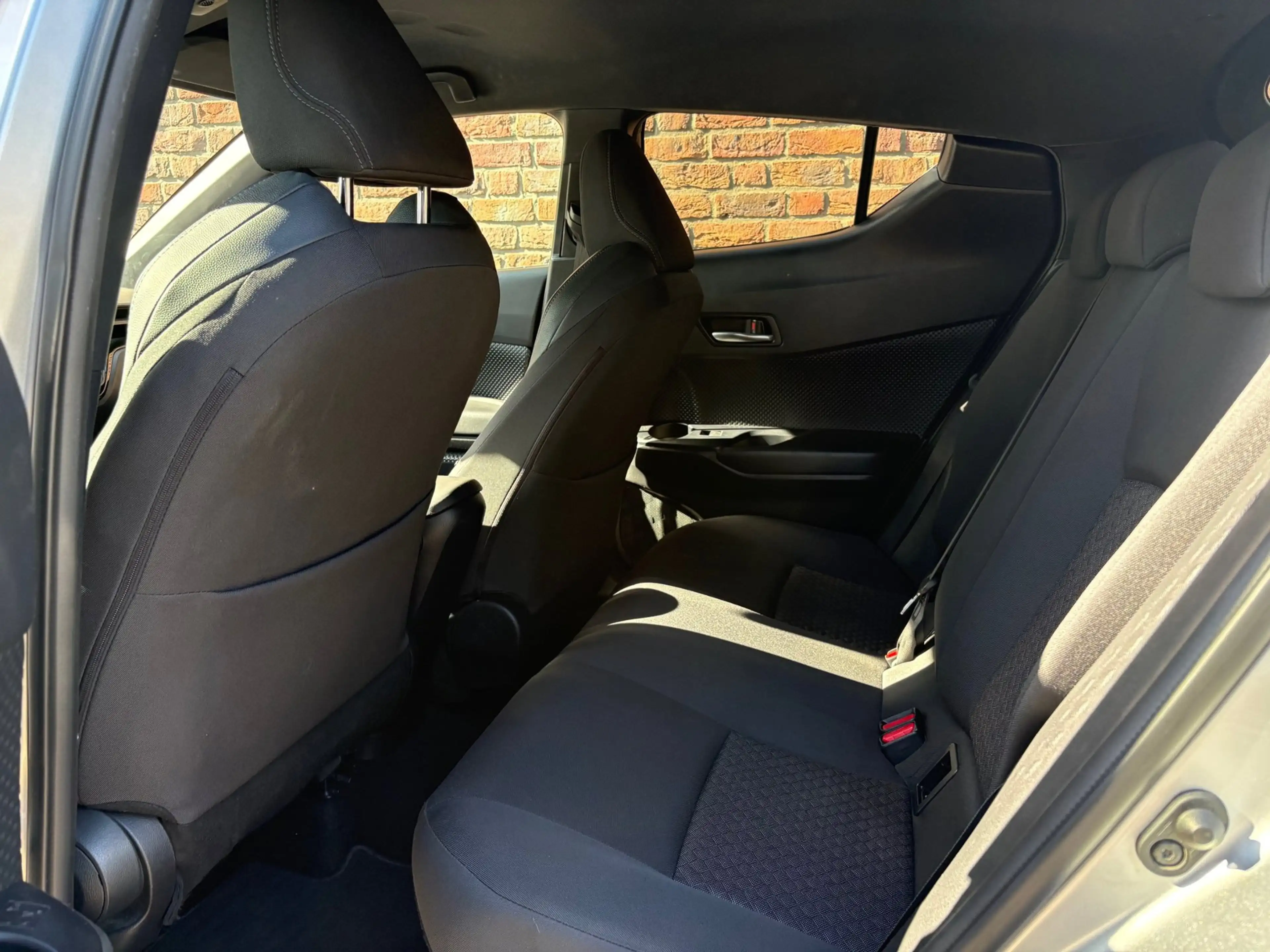 Toyota C-HR 1.8 Hybrid Dynamic|Stoelverwarming|Carplay|Dodehoe — photo 12