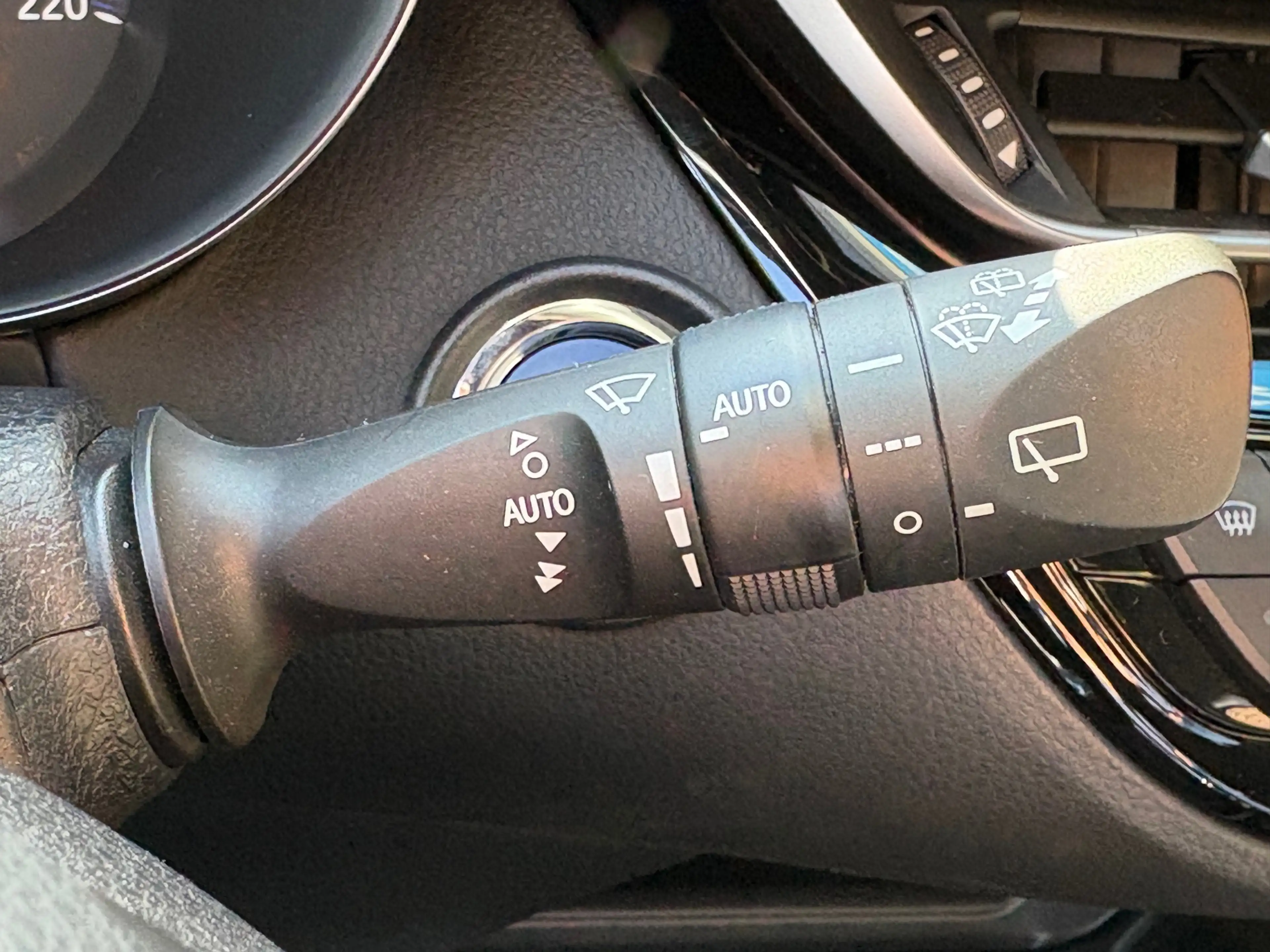 Toyota C-HR 1.8 Hybrid Dynamic|Stoelverwarming|Carplay|Dodehoe — photo 29