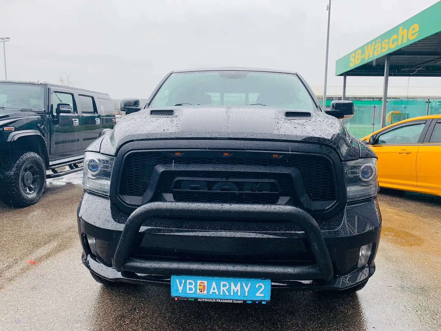 Dodge RAM 1500 Sport 4x4 Negro - 2
