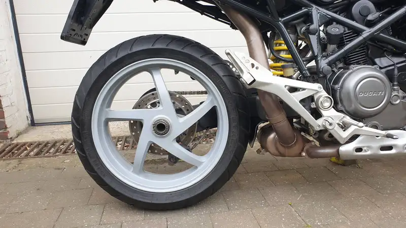 Ducati MULTISTRADA 1000 - foto 8