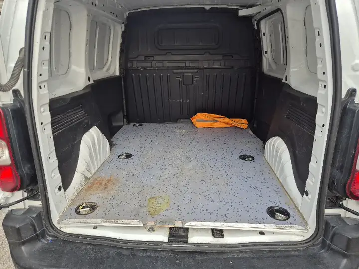 Opel Combo 2022, foto 19
