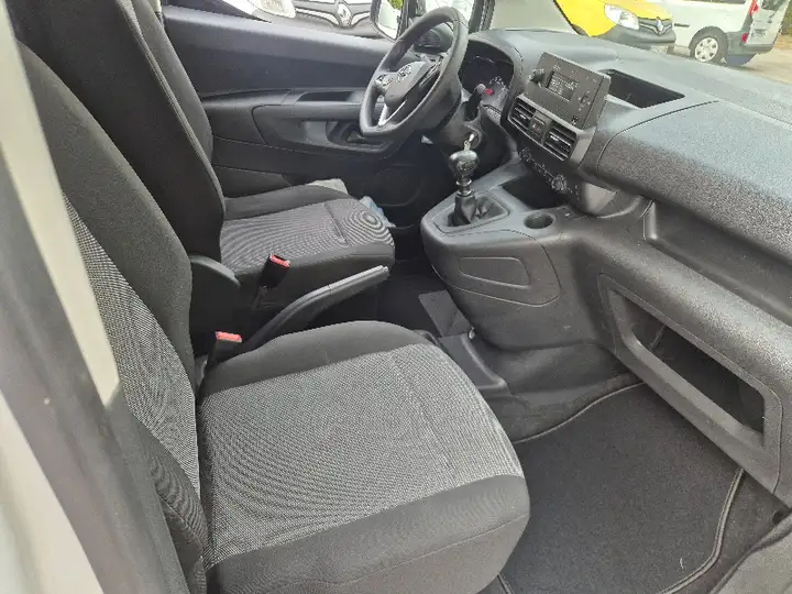 Opel Combo 2022, foto 6