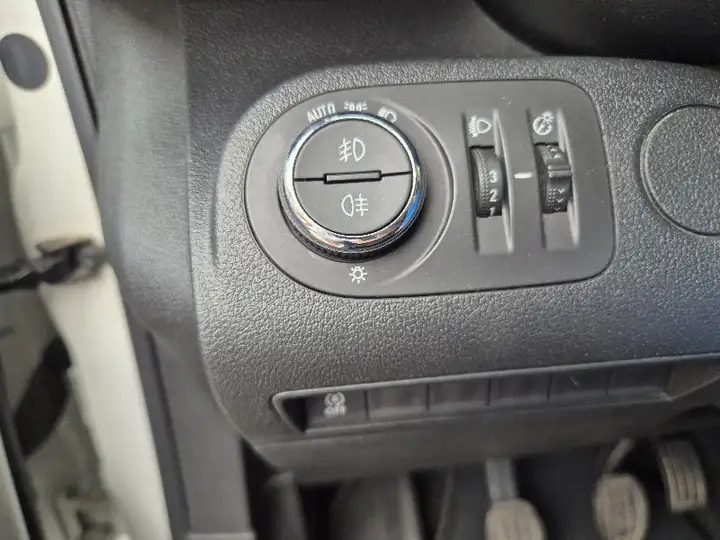 Opel Combo 2022, foto 11