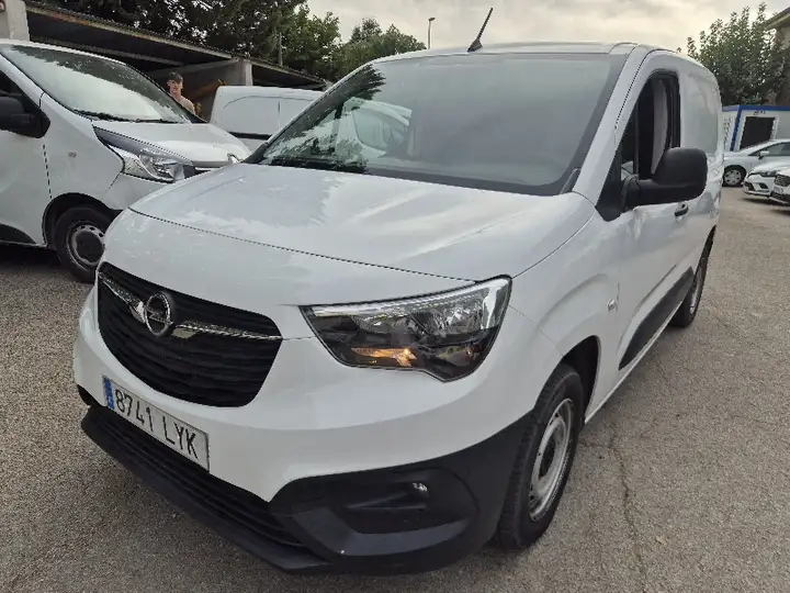 Opel Combo 2022, foto 5