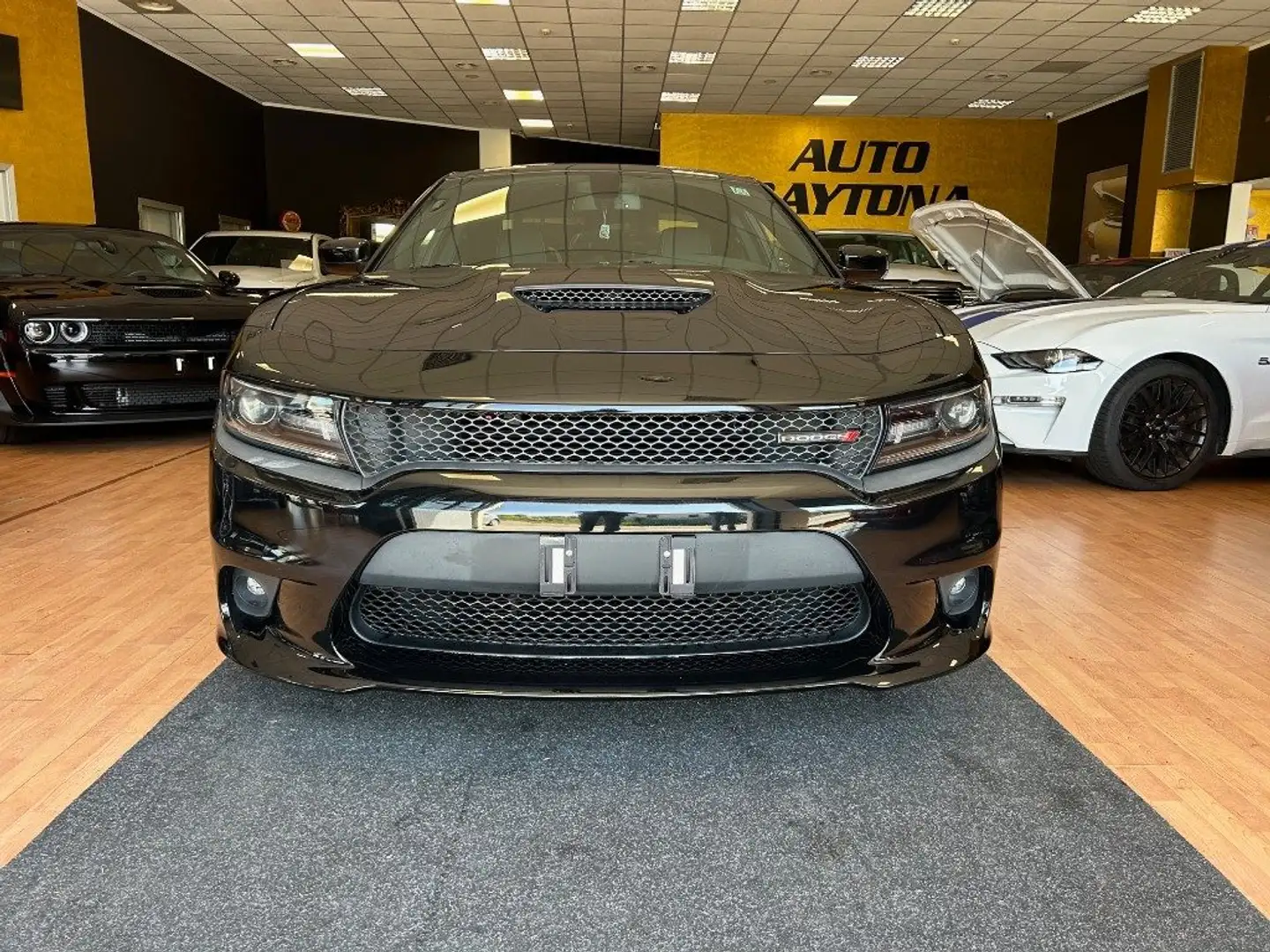 Dodge Charger SRT 5.7 V8 Noir - 2