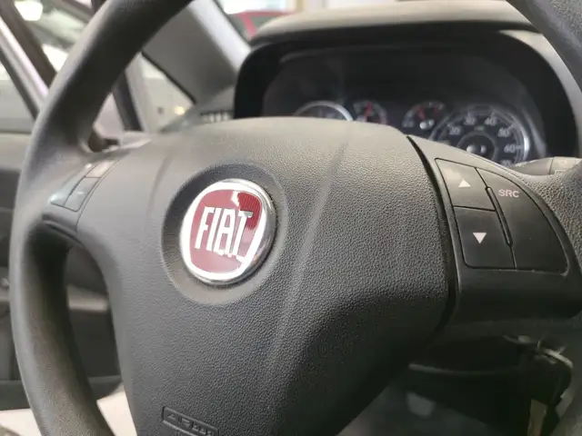 Fiat Punto view 14