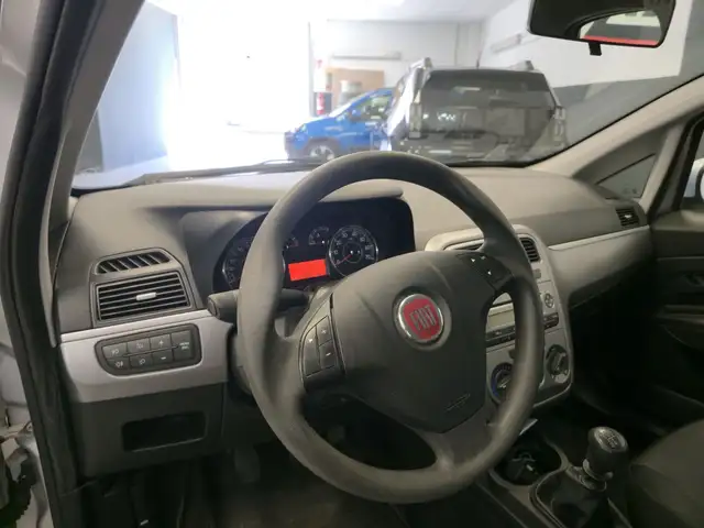 Fiat Punto view 10