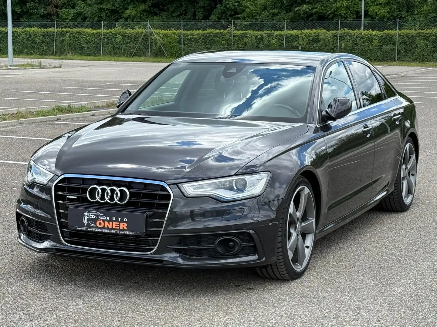 Audi A6 Lim.3.0 TDI quattro*Sline Sport Plus*Navi*Alu Gris - 2