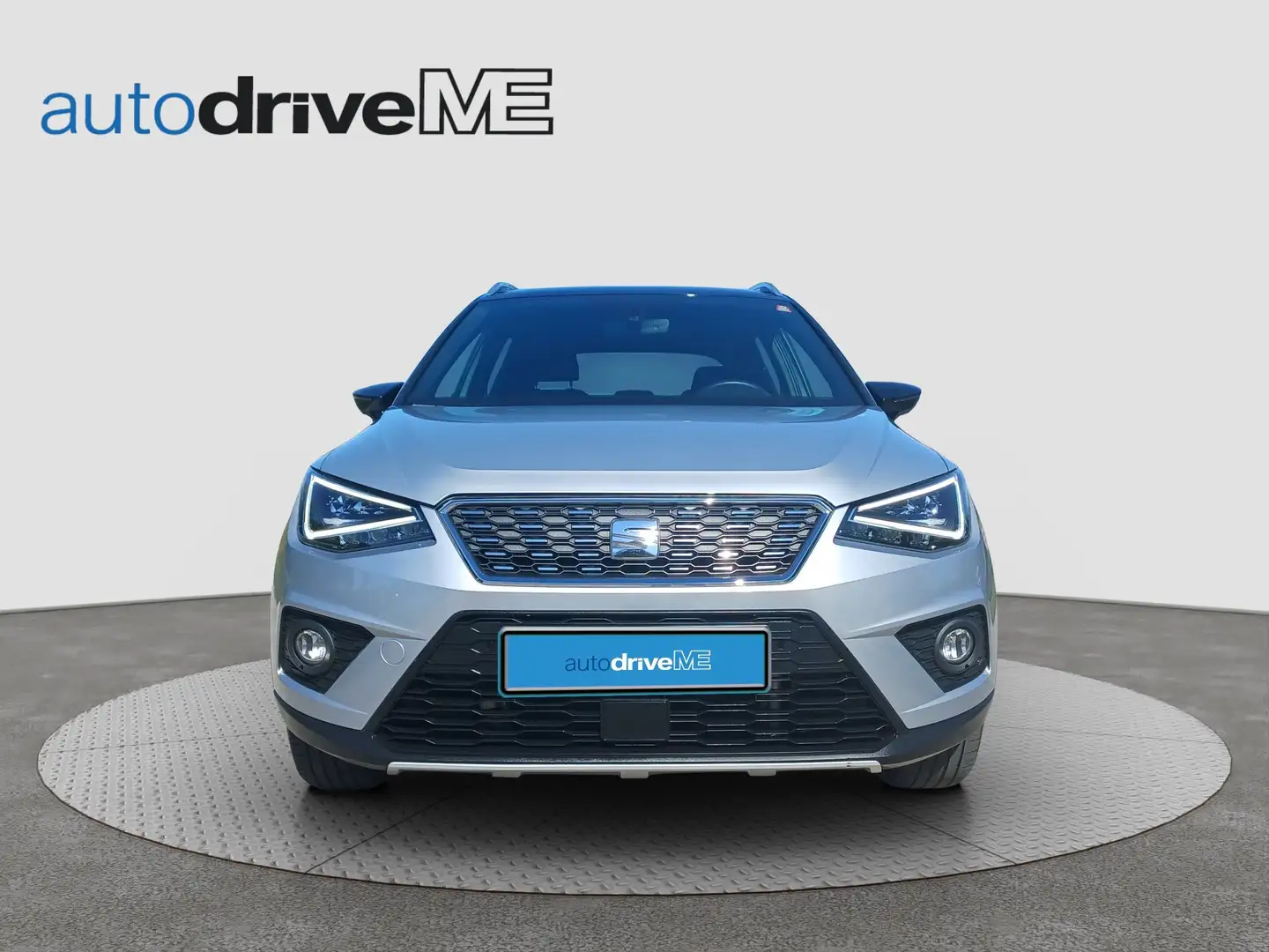 SEAT Arona 1.0 TSI Xcellence ACC KAM LED Kam. SHZ AUT Silber - 2