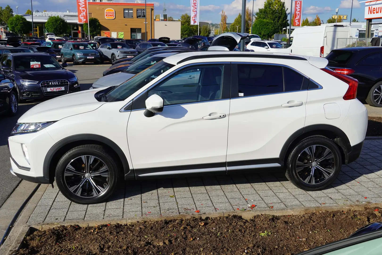 Mitsubishi Eclipse Cross 1.5 T-MIVEC Diamant Bi-Xenon 360° Bianco - 2