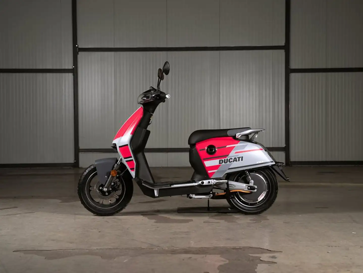 Super Soco CUX 45 Ducati Special Edition Red - 1