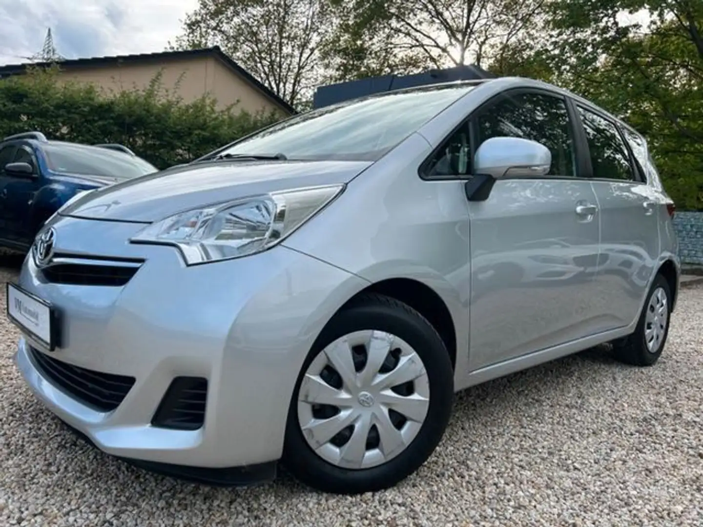 Toyota Verso-S Cool 8Fach*1.Hand*Klima*PDC Zilver - 1