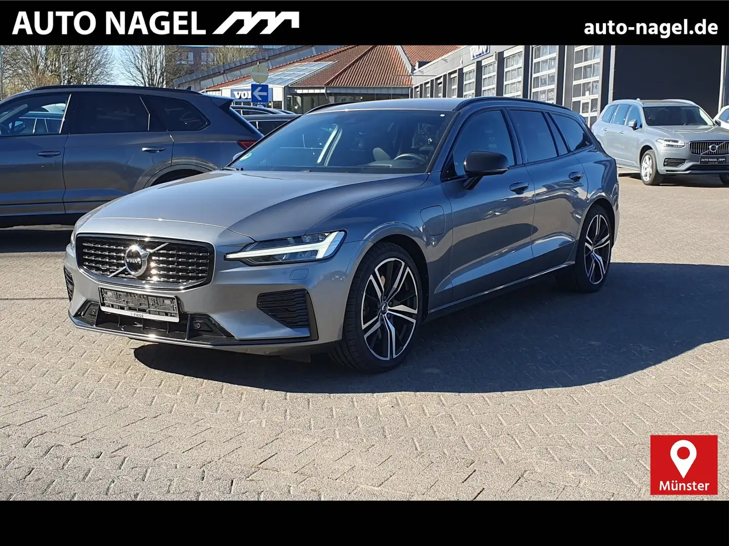 Volvo V60 V60 T6 Twin Engine R-Design HEAD UP|AHK|INTELLI Gris - 1