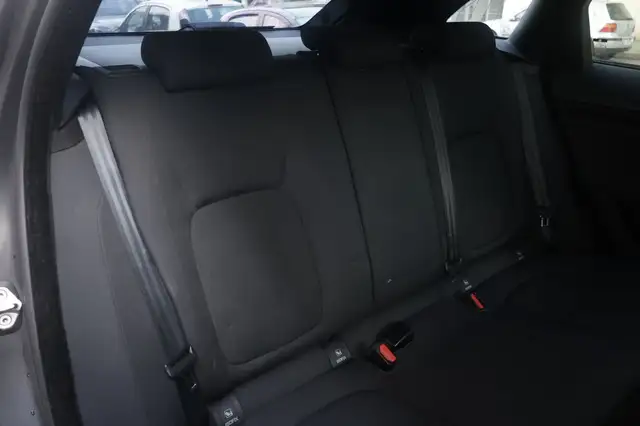 Jaguar F-Pace view 12