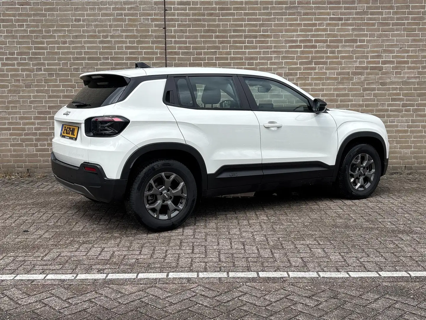Jeep Avenger Altitude 54 kWh | € 17.350,- NETTO! | Cruise | Cli Wit - 2