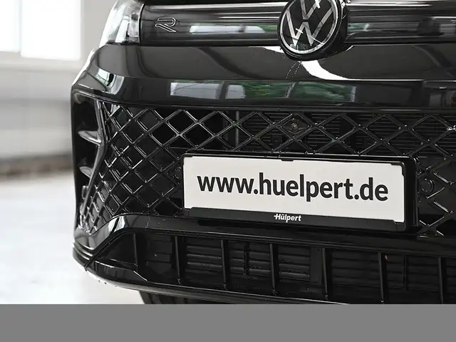 Volkswagen Tiguan view 6