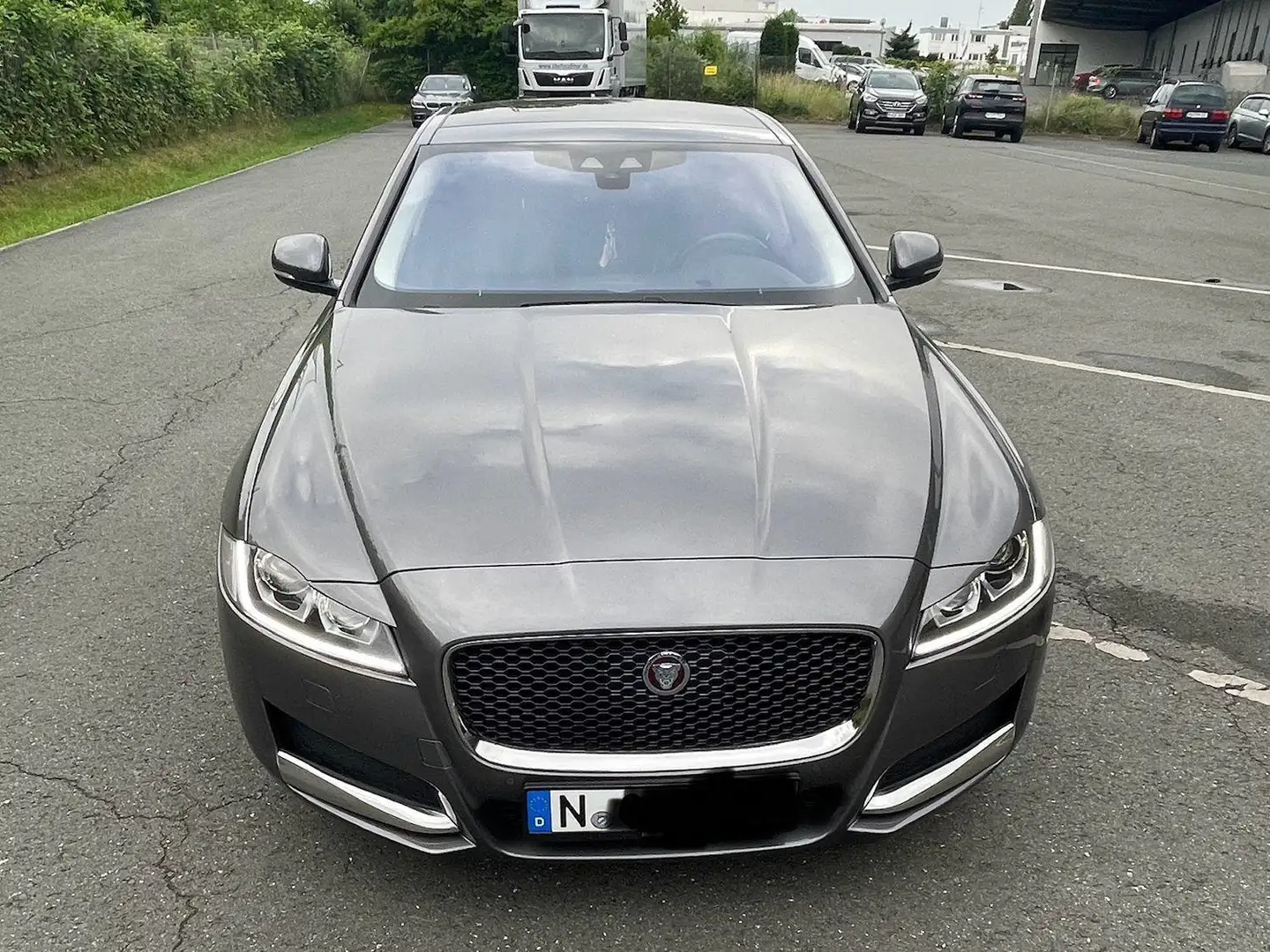 Jaguar XF XF Diesel E-Performance Prestige Grau - 1
