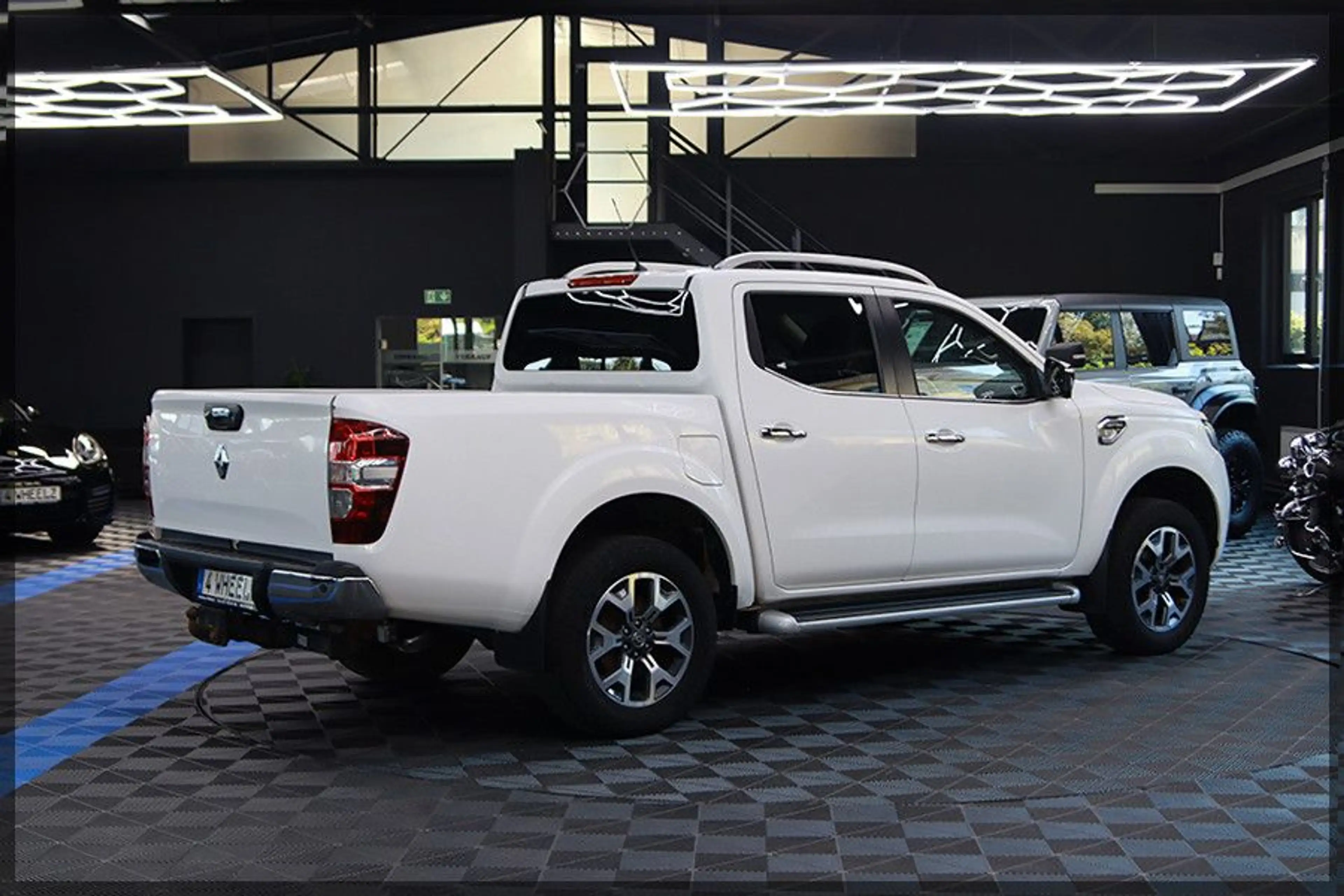Renault Alaskan Intens Double Cab 4x4 LEDER / CAM — photo 5