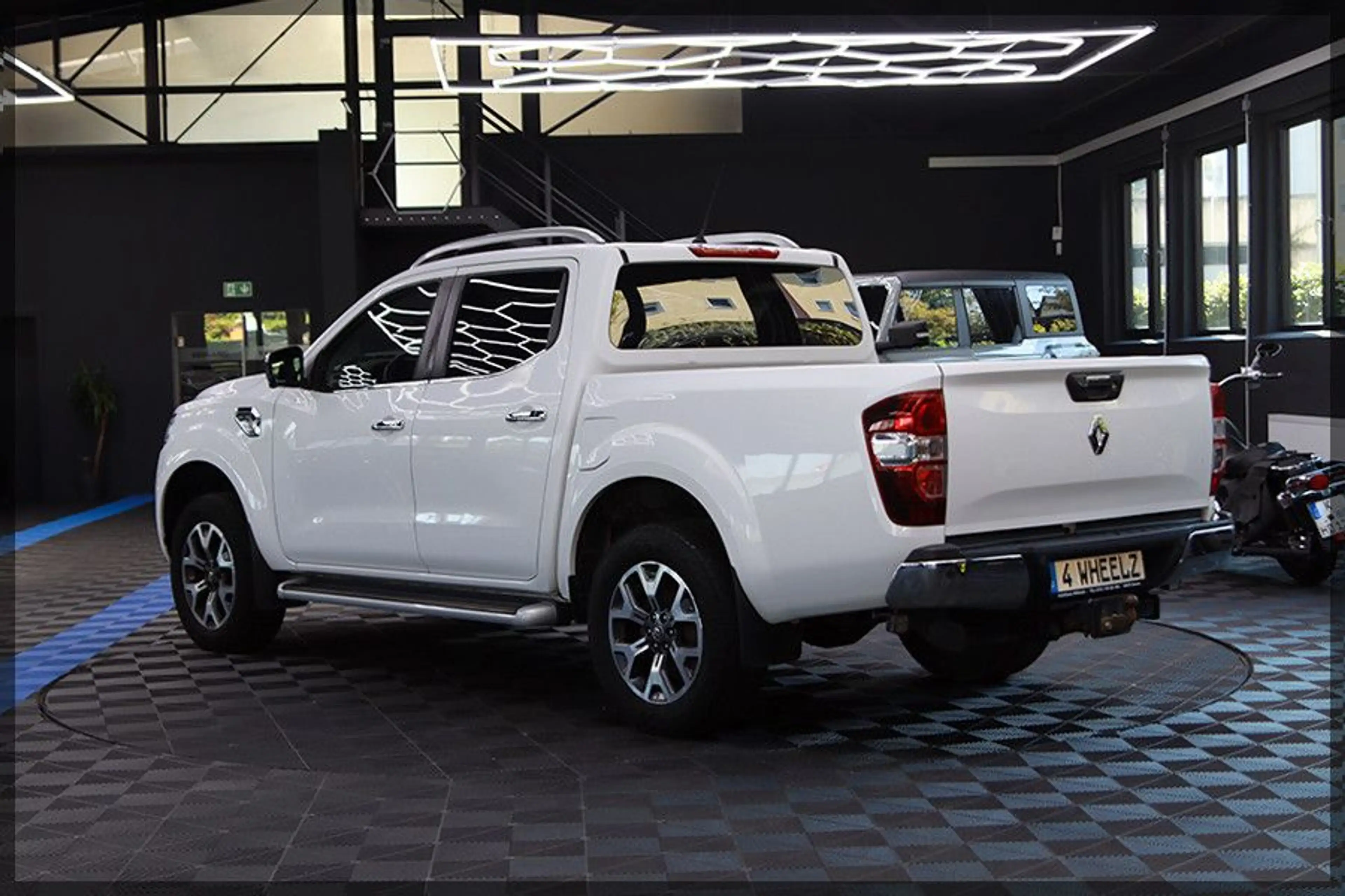 Renault Alaskan Intens Double Cab 4x4 LEDER / CAM — photo 6