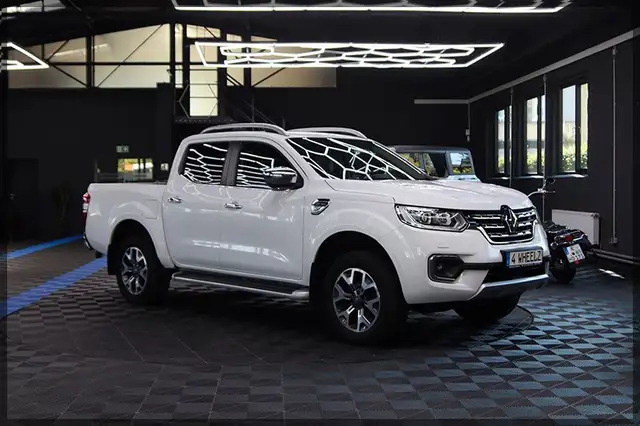 Renault Alaskan Intens Double Cab 4x4 LEDER / CAM